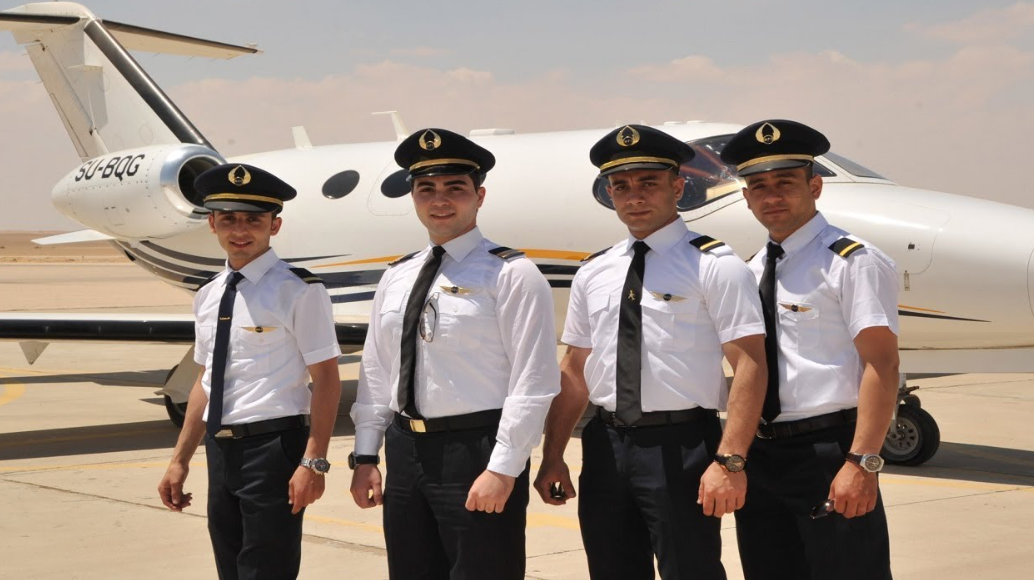 مجموع كلية الطيران المدني في مصر