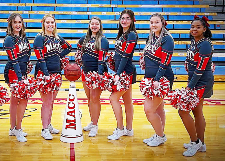  21 Best Cheerleading Colleges In 2024 College US