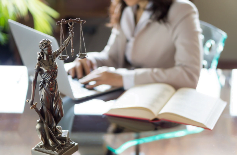 What Are The Best Colleges For Lawyers? Top 21 Institutions For