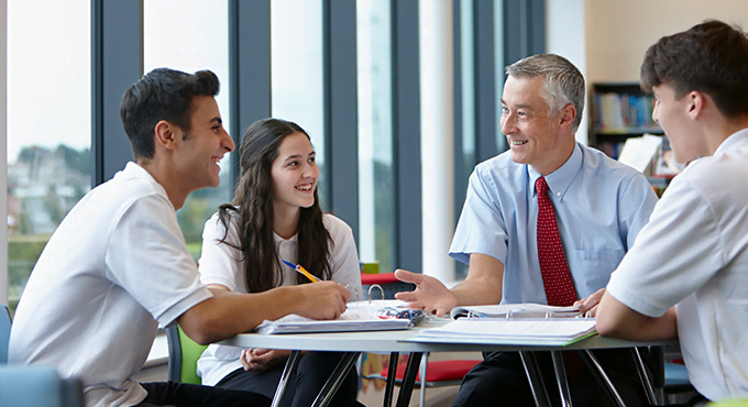 5 Best Universities For Economics 2024 - College US