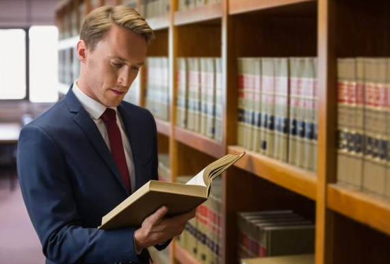 Best Colleges to Become a Lawyer: A Comprehensive Guide 2023 a College for Law School