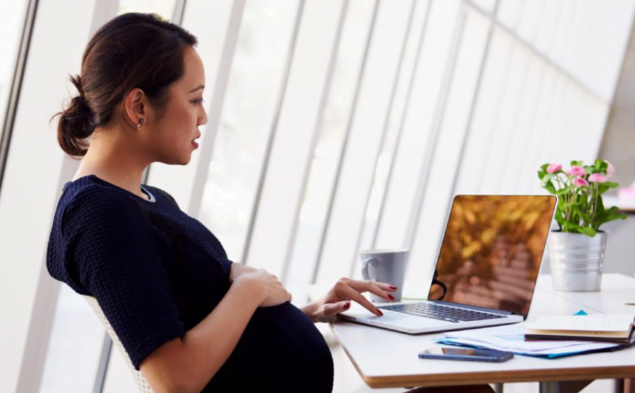 10-companies-with-best-maternity-leave-policies-supporting-working