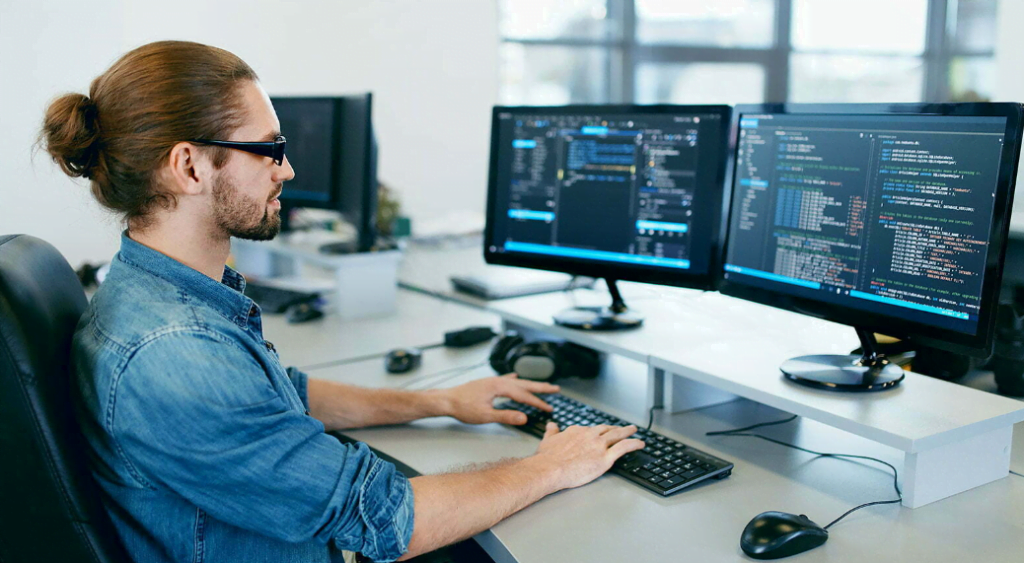 15 Highest Paying Software Engineering Companies College US