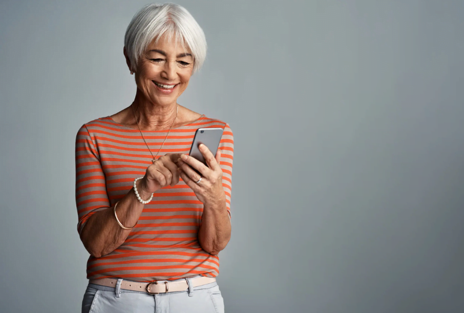 Free Phones For Seniors How To Get From Best 4 Providers College US